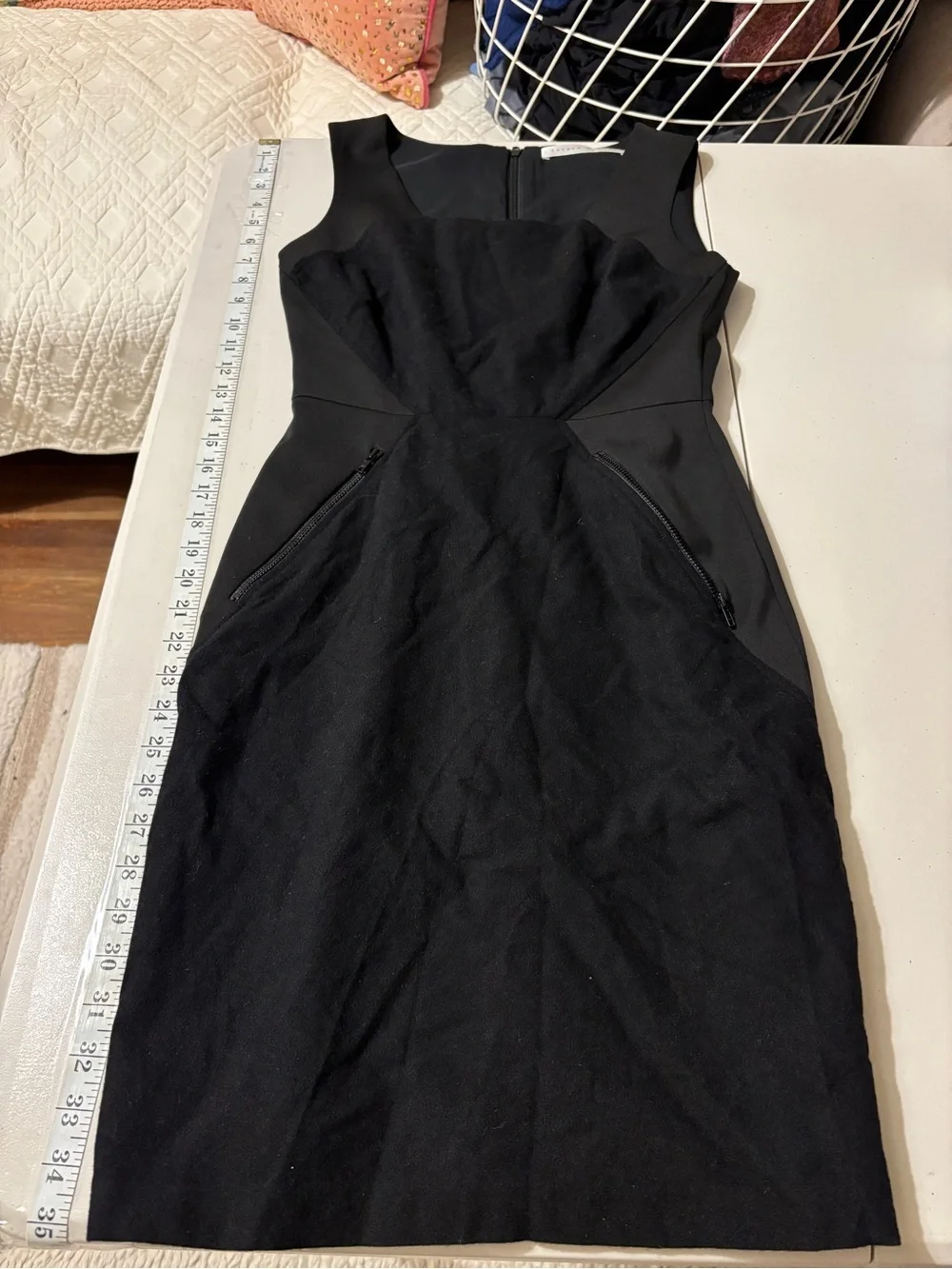 Susana Monaco Little Black Sheath Dress Size 4 Sleeveless Zipper 90s Minimalist - Picture 9 of 11